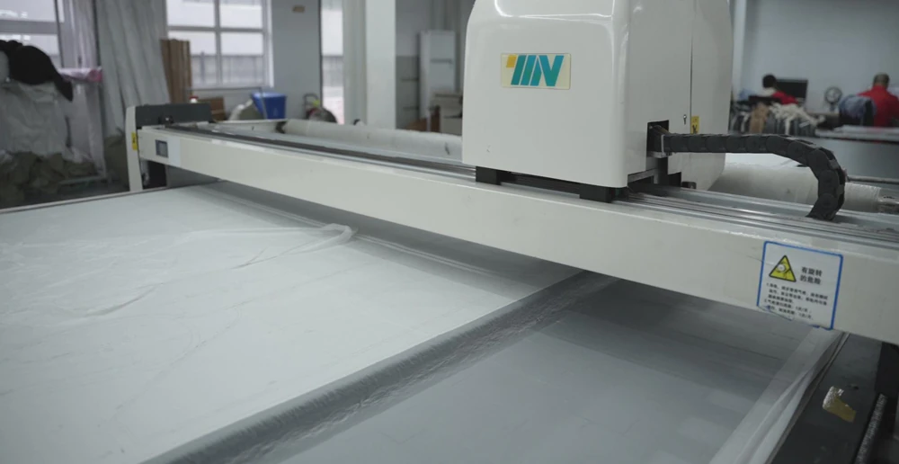 Automated cutting machine